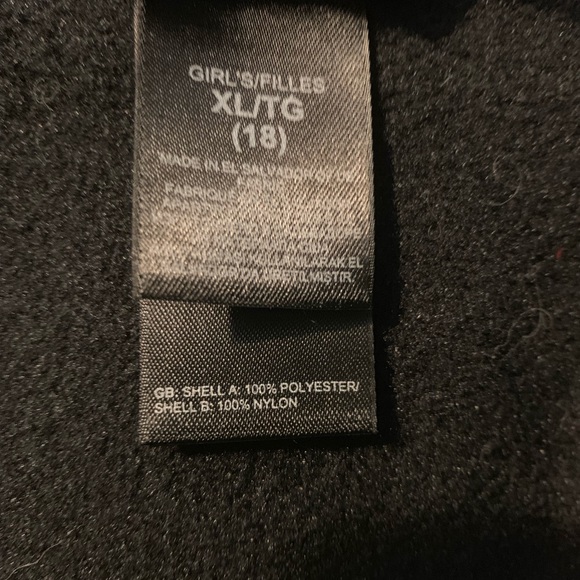 Brand New Authentic The North face Girls - Picture 4 of 8